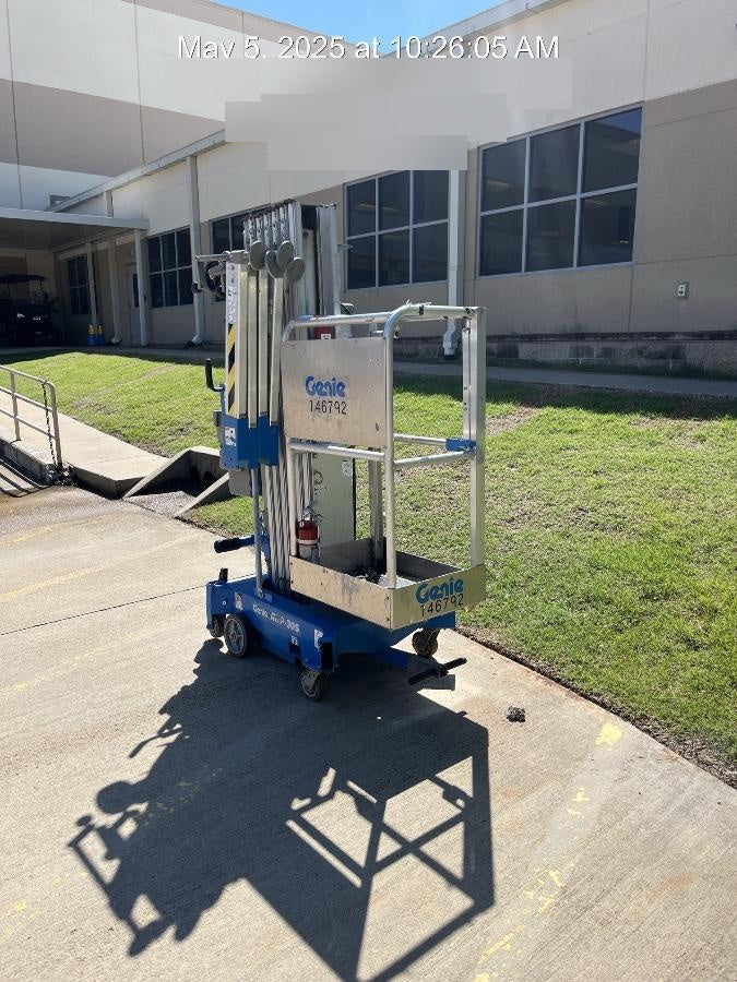 2021 GENIE AWP-30S DC