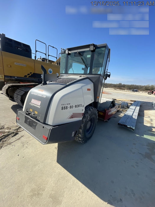 2024 DYNAPAC CA1300D