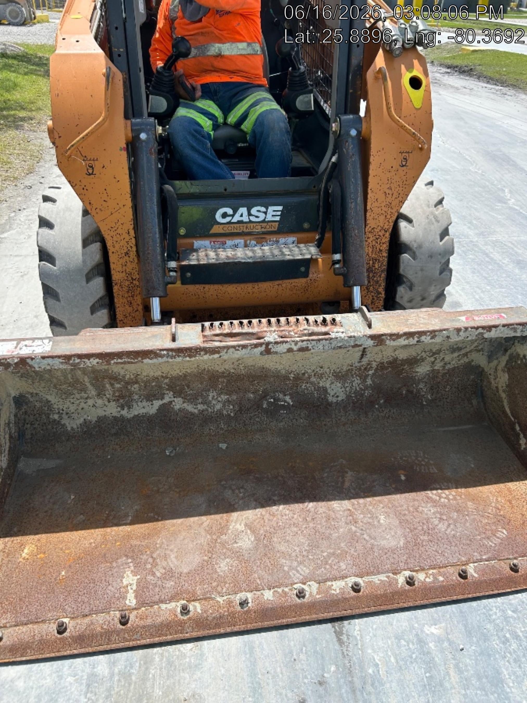 2019 CASE SR175