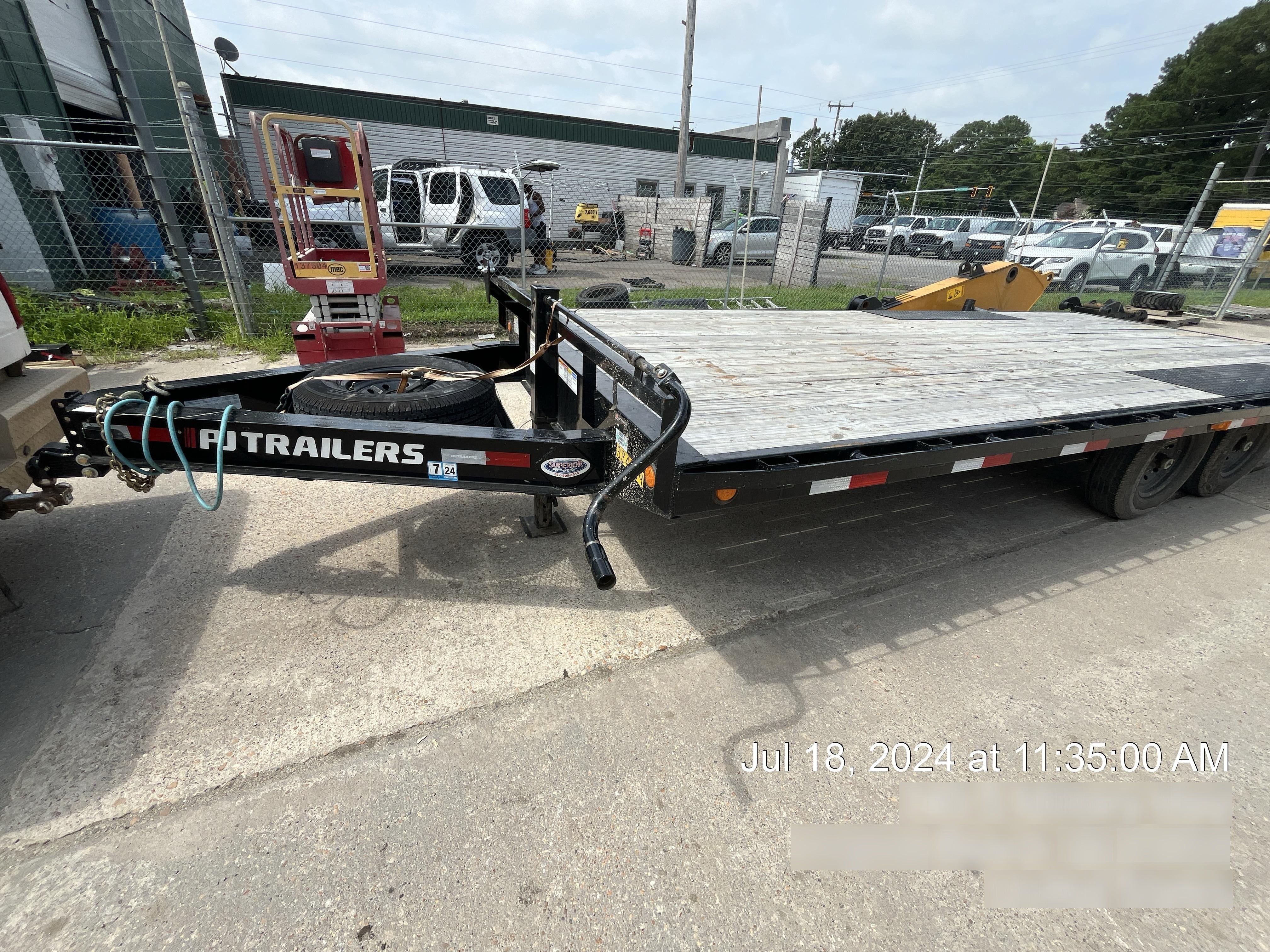 2023 PJ TRAILERS F8