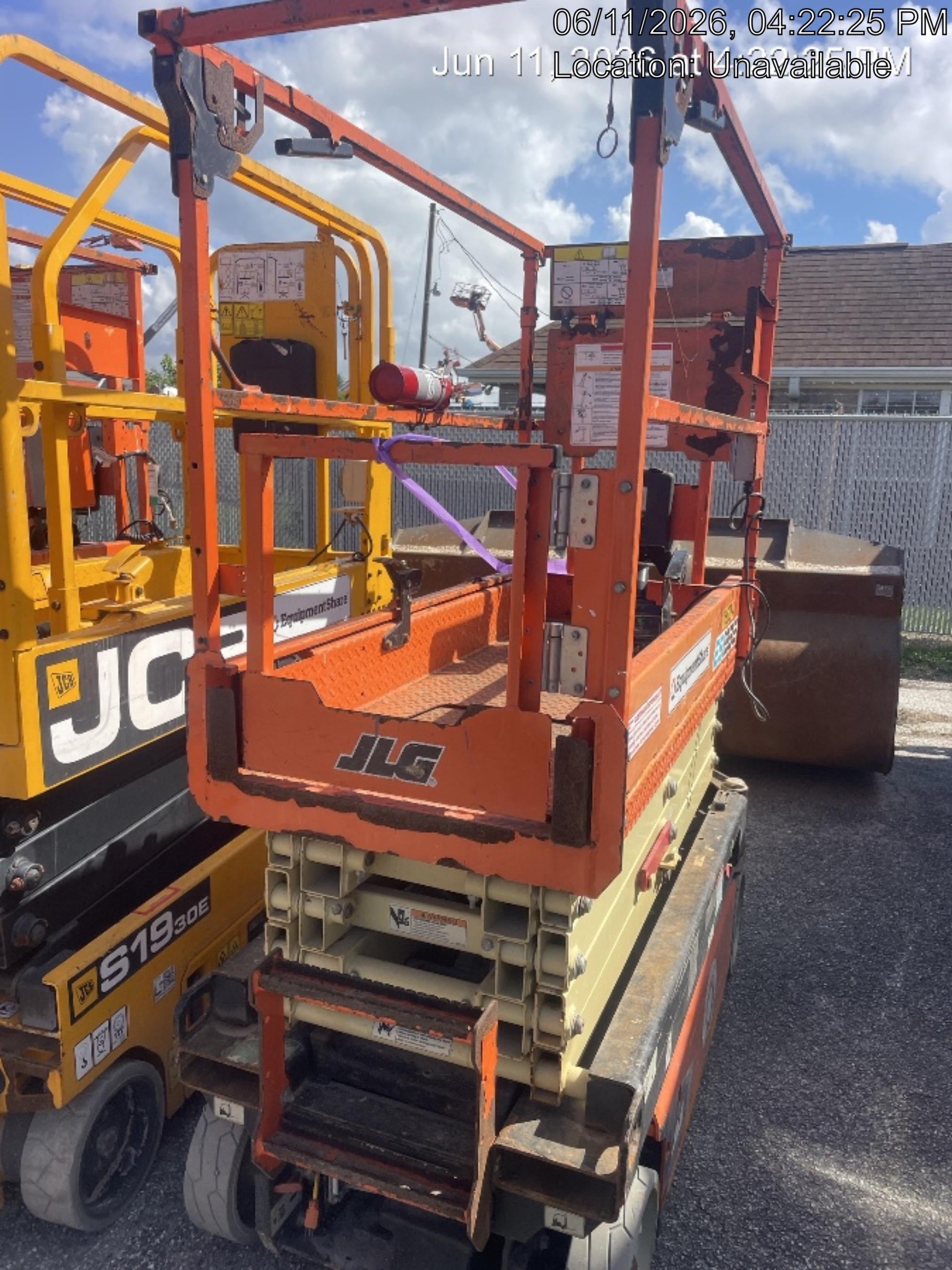 2021 JLG ES1932
