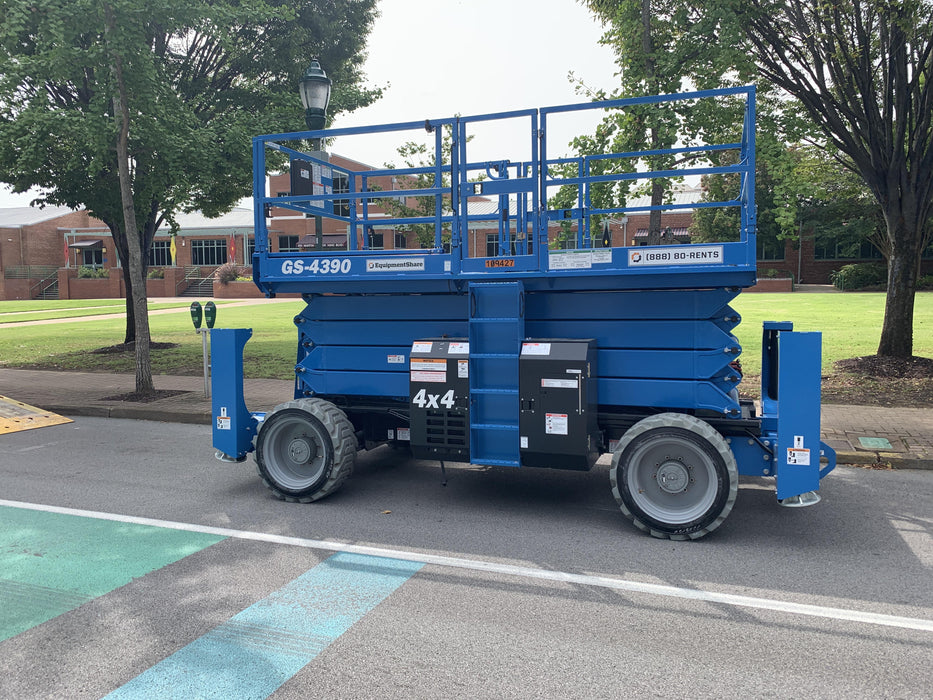 2020 GENIE GS-4390 RT