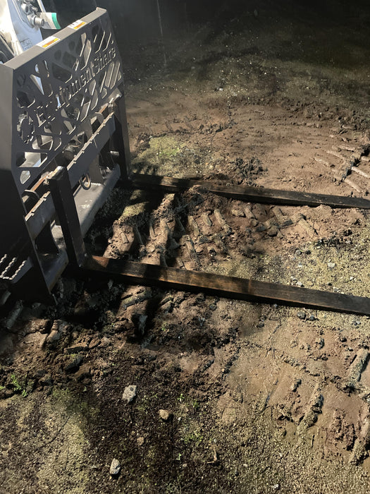 2020 PALADIN 48" Pallet Forks - Paladin