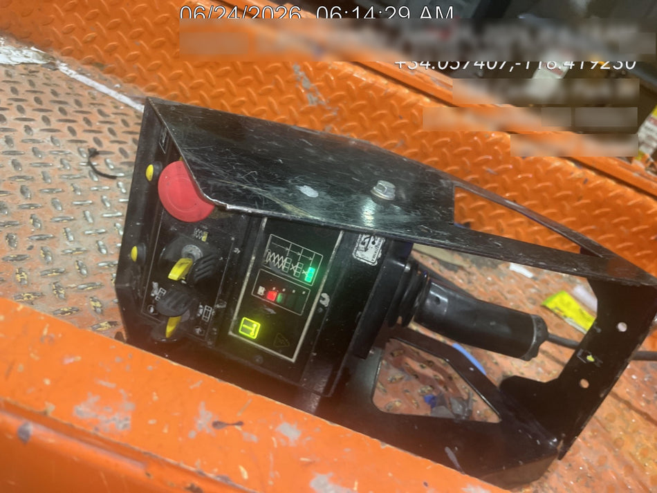 2022 JLG ES2632