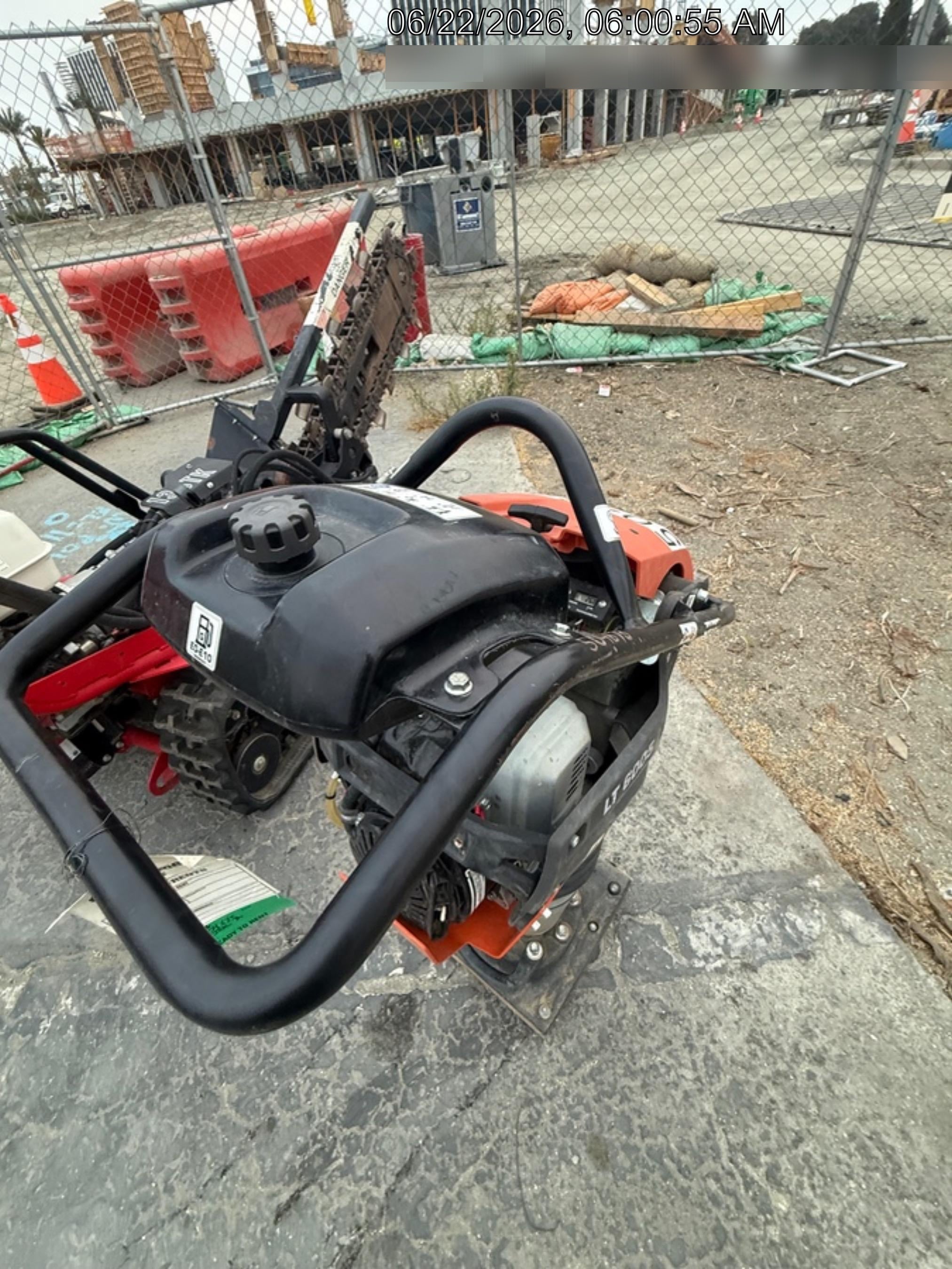 2025 HUSQVARNA LT6005