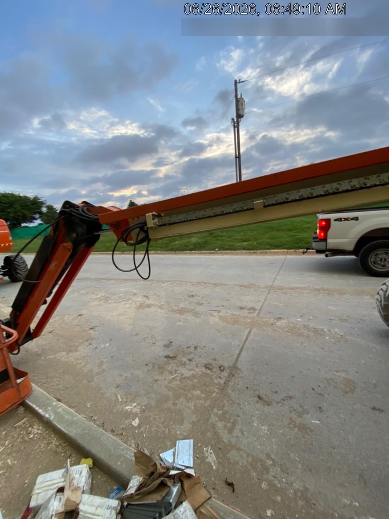 2019 JLG 460SJ