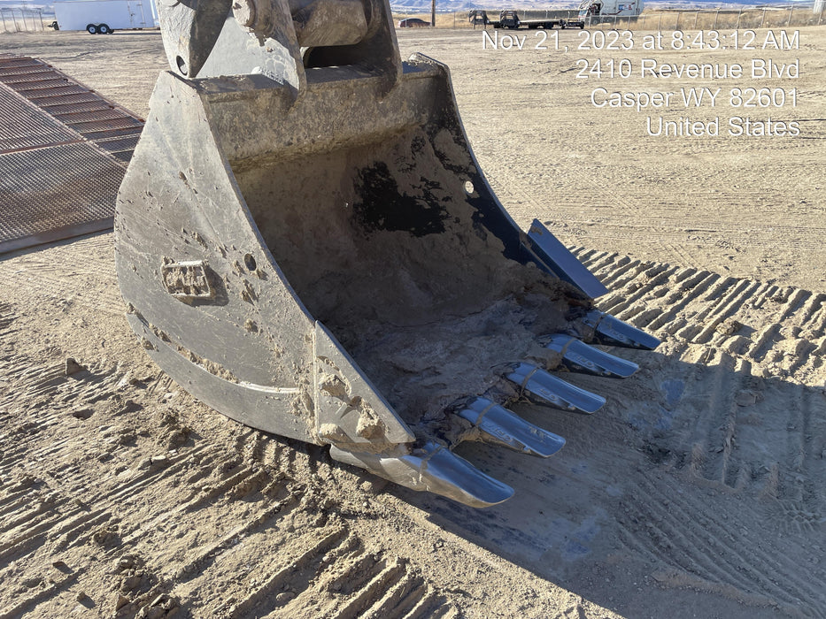 2019 DOOSAN 42" Excavator Bucket