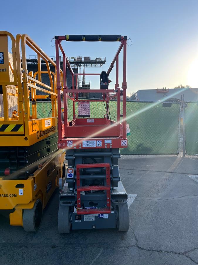 2024 SKYJACK SJ3226