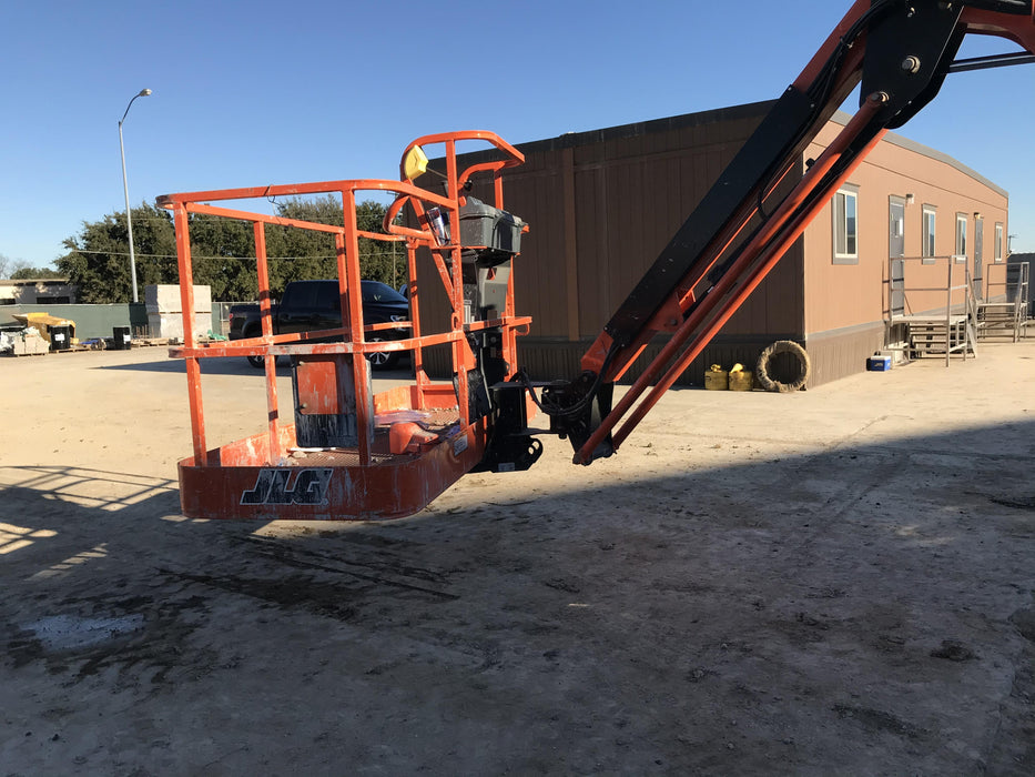 2019 JLG 460SJ