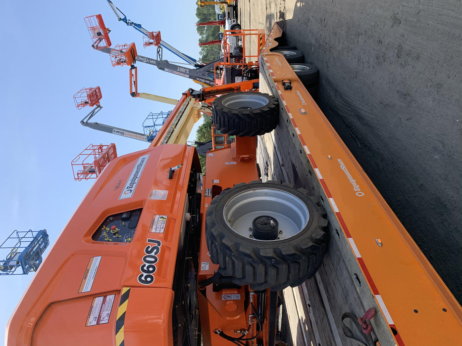 2020 JLG 660SJ