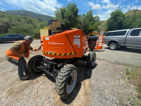 2023 JLG 340AJ
