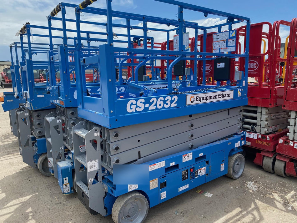 2023 GENIE GS-2632
