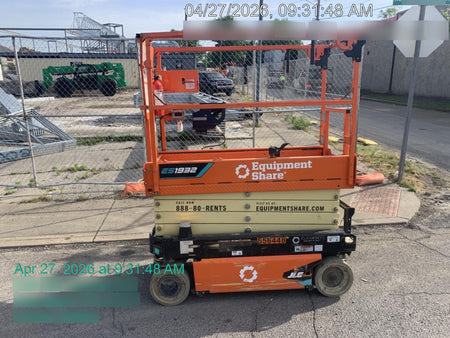 2025 JLG ES1932