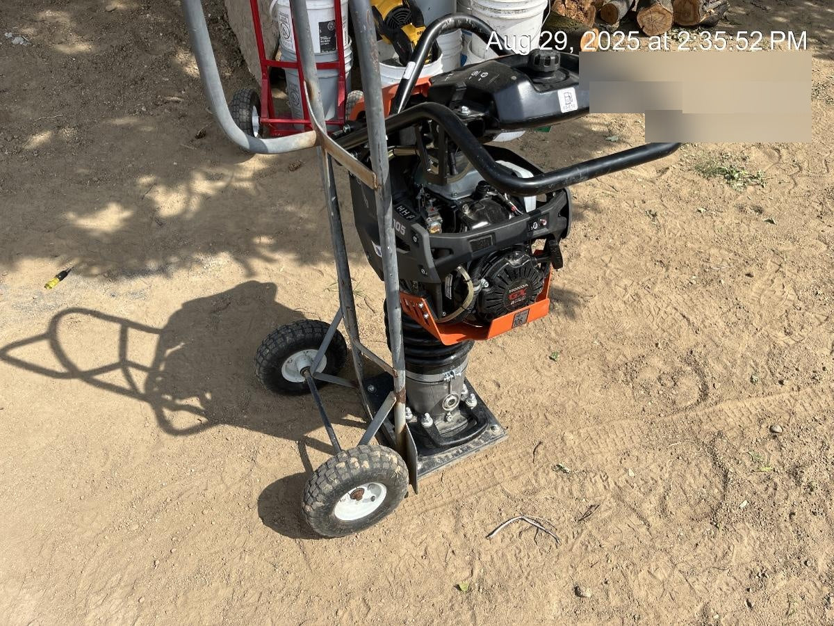2025 HUSQVARNA LT6005