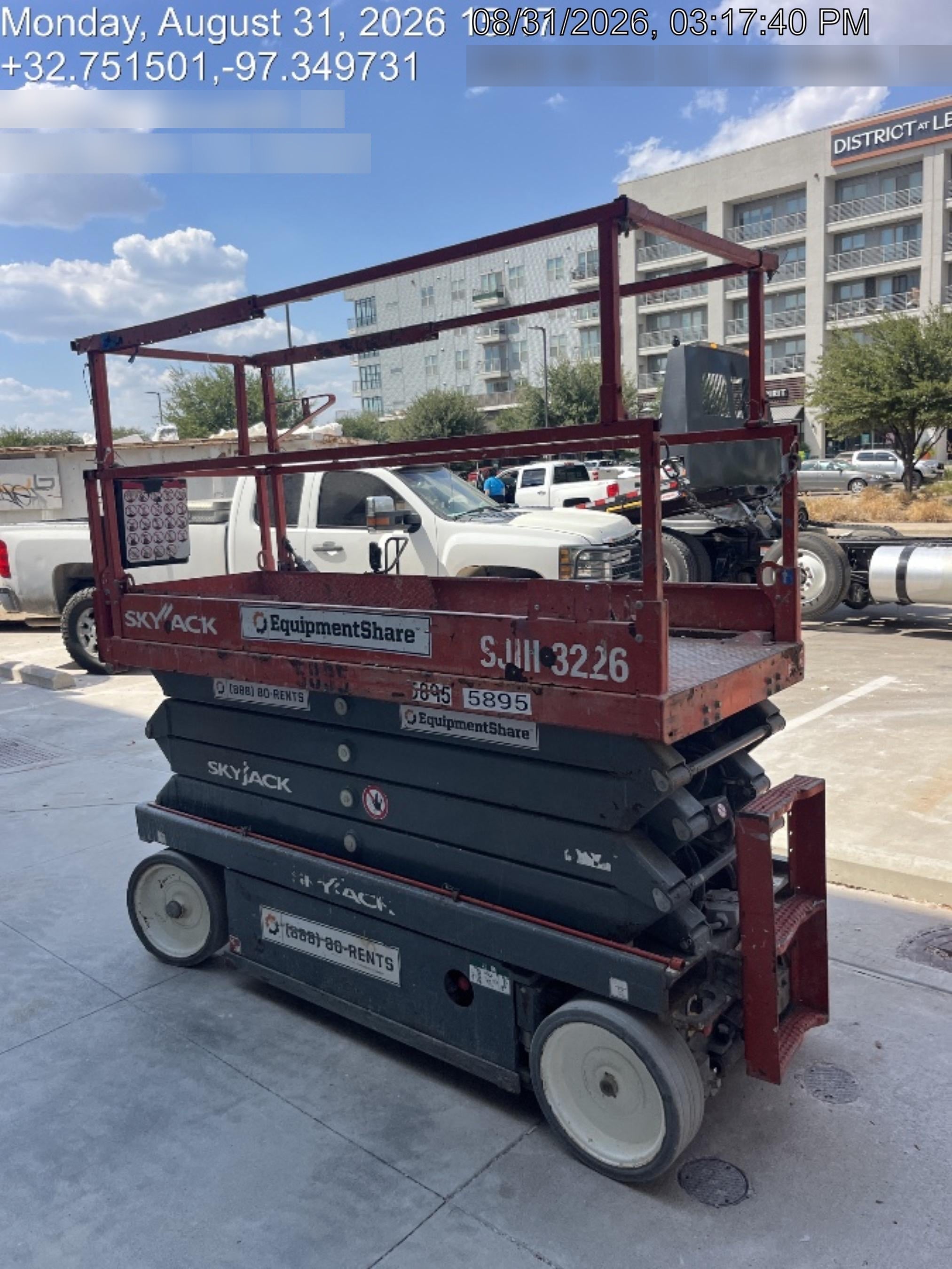 2017 Skyjack SJIII-3226 Skyjack SJ3226, Trojan Battery Set, Extended Warranty 5yr/5k hr