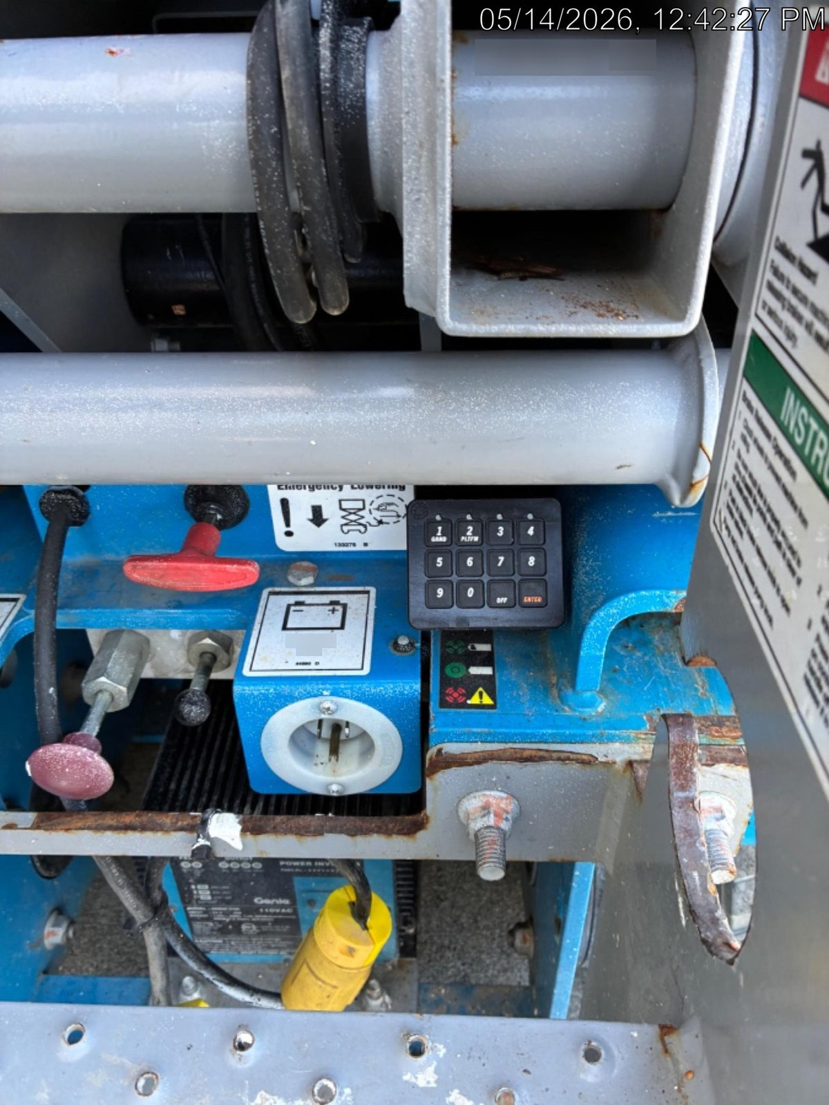 2020 Genie GS-1930 Solid Non Marking Tires, Beacon, Folding rails with half height swing gate, 800W Inverter