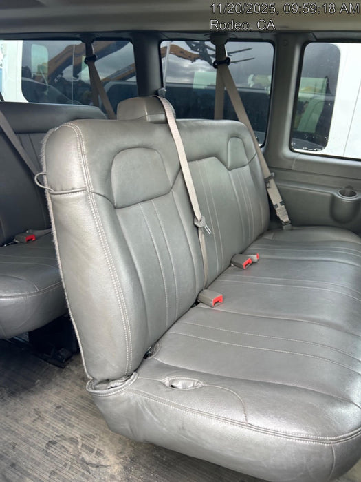 2025 CHEVROLET Express Van - Rental