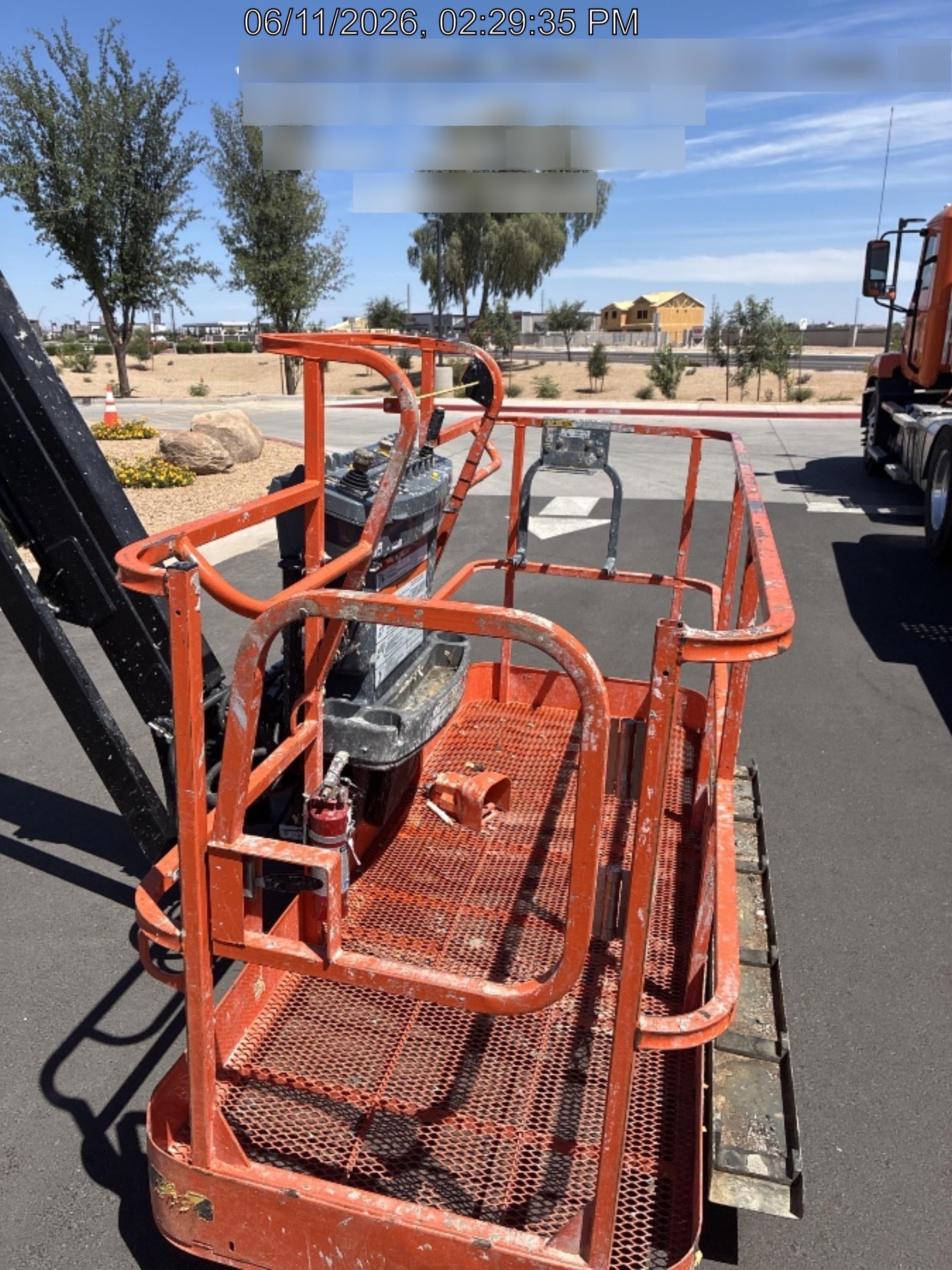 2025 JLG 660SJ