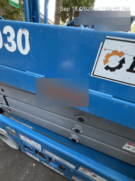 2020 Genie GS-1930 Solid Non Marking Tires, Beacon, Folding rails with half height swing gate, 800W Inverter