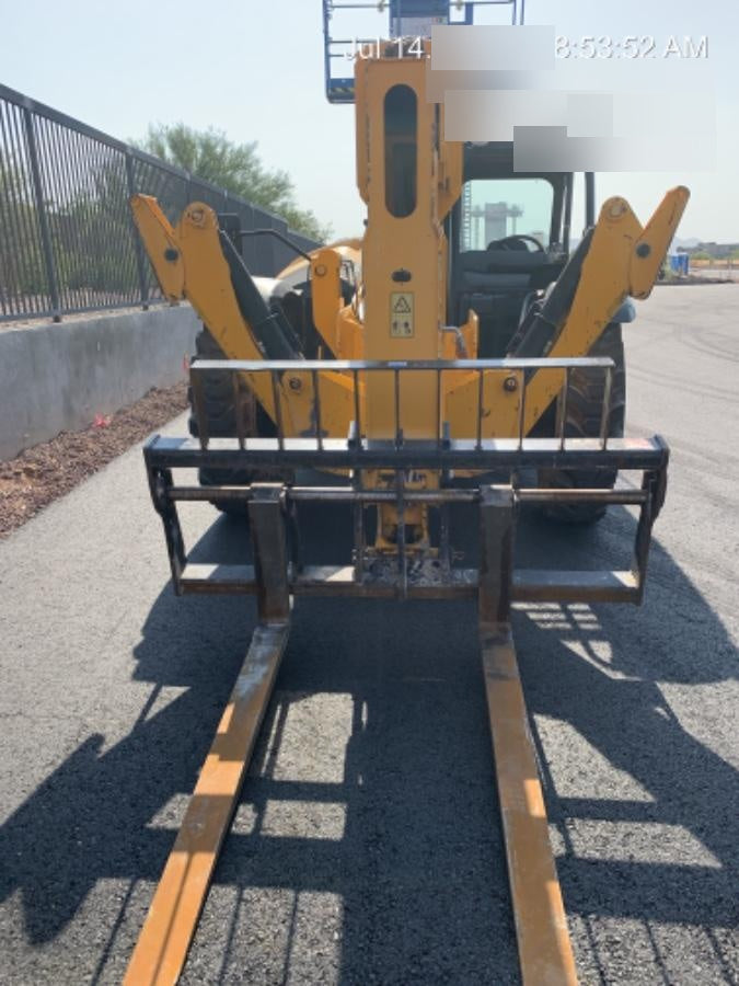 2021 JCB 510-56