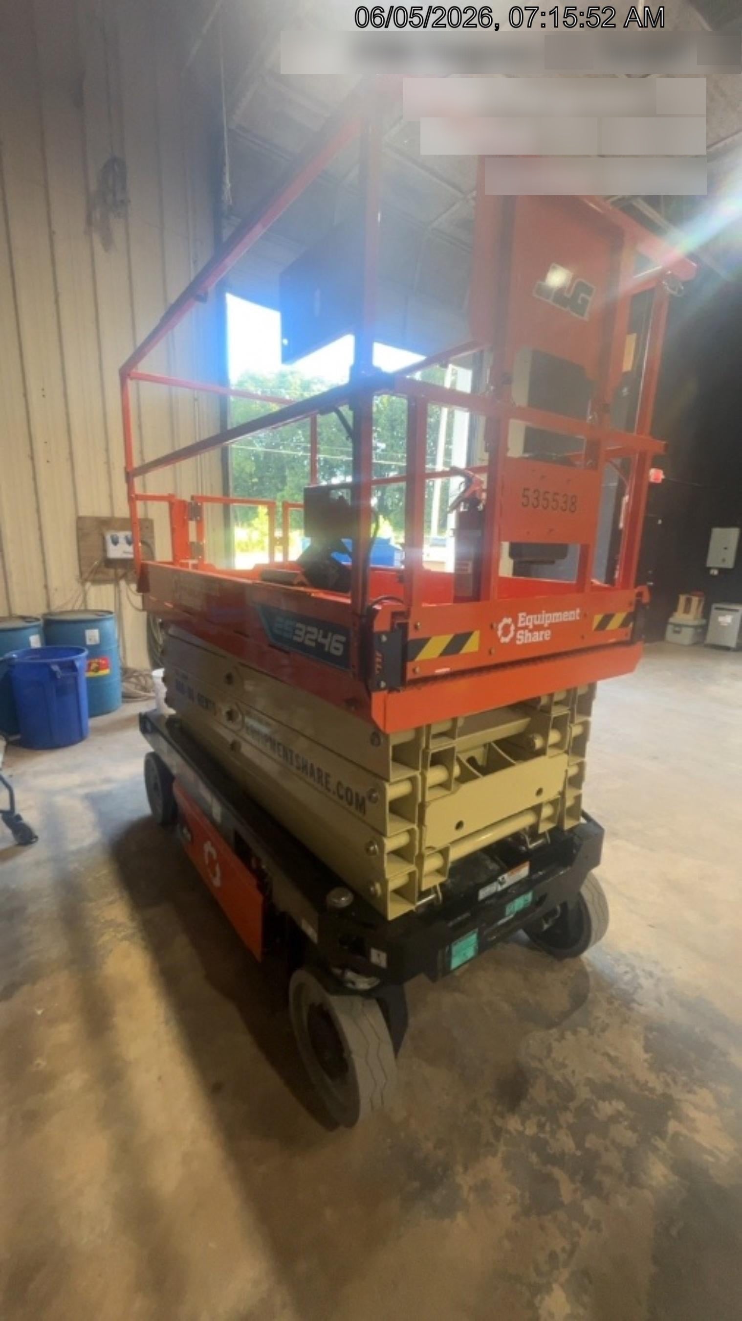2025 JLG ES3246