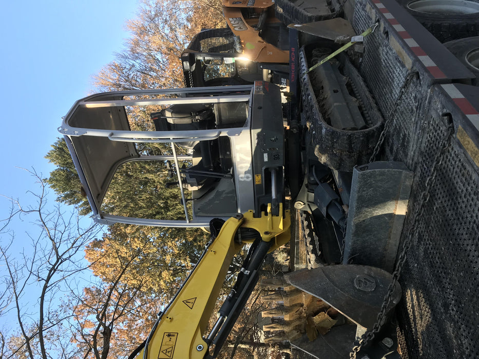 2018 Wacker Neuson EZ28 Wacker Neuson EZ28 w/Manual QC, Buckets: 24" ,18"