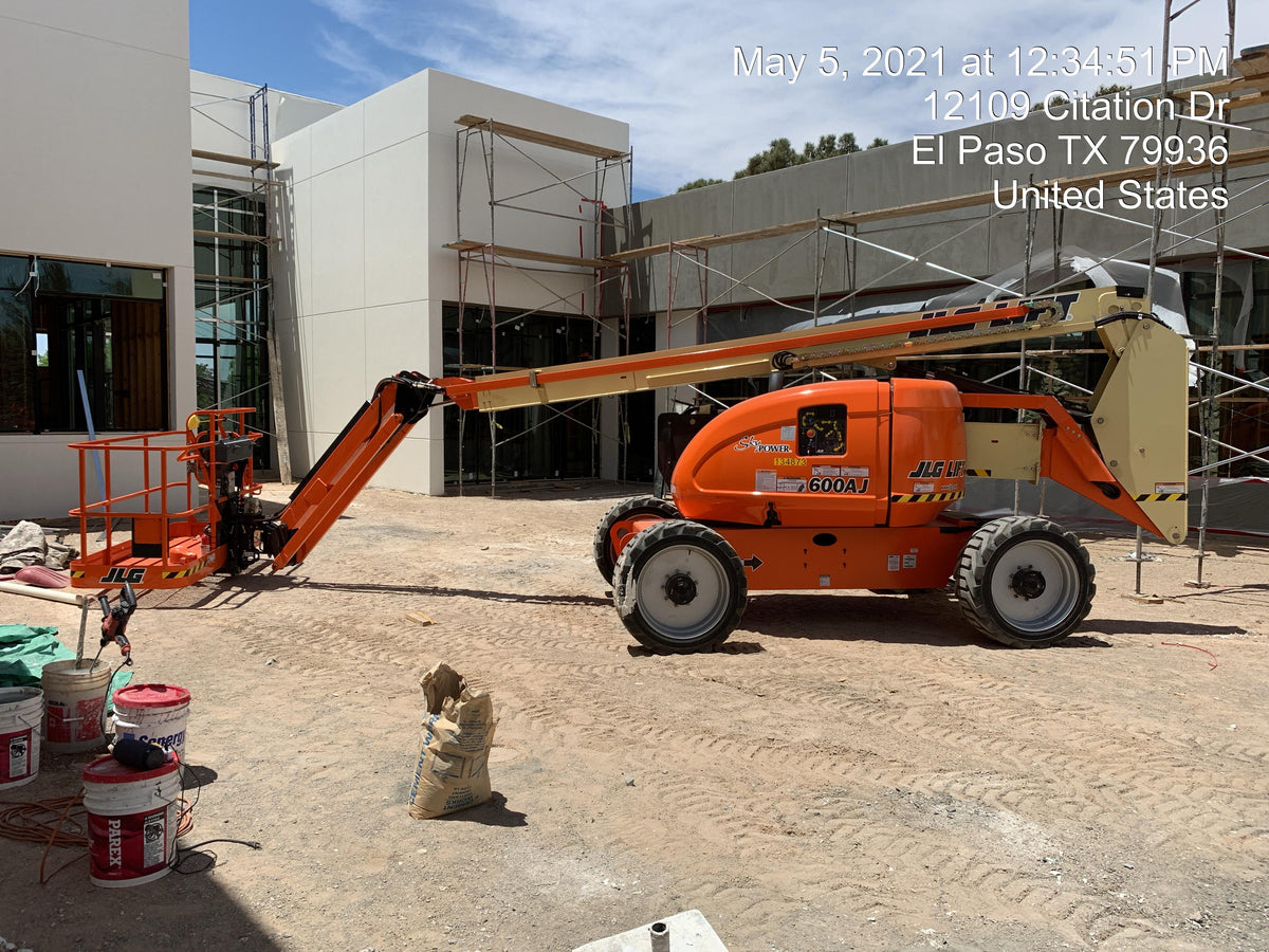 2021 JLG 600AJ