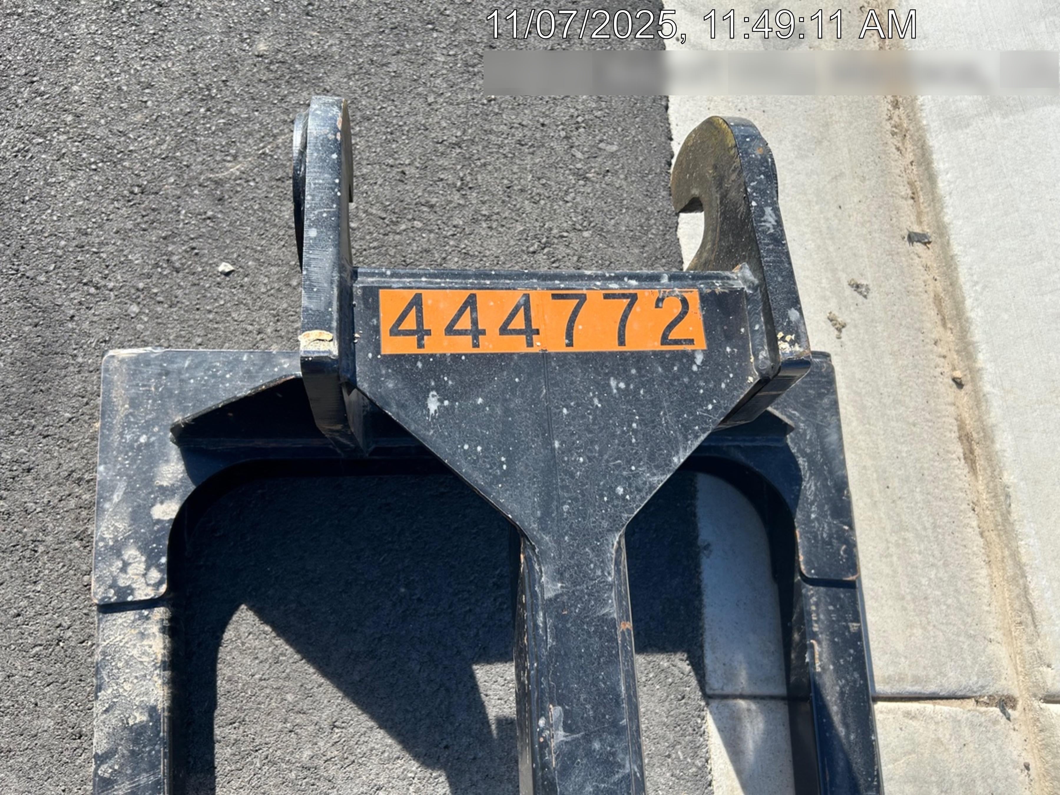 2024 JLG 1001275853