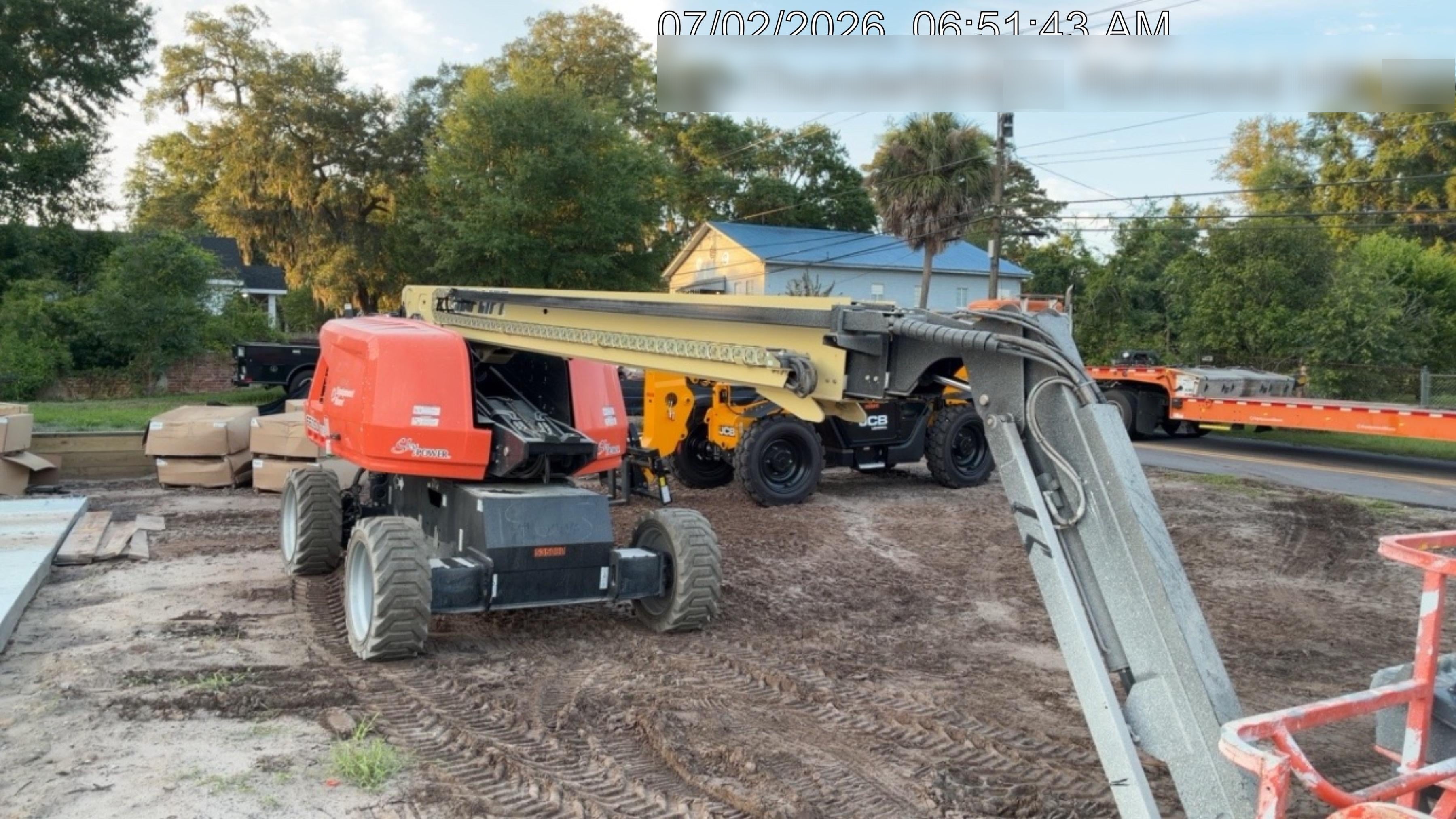2025 JLG 660SJ