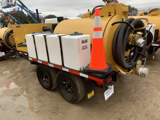 2021 Vac-Tron LP573XDT 500 Gallon Debris Tank w/ Hydraulic Tilt, two (2) 100 Gallon Water Tanks, Low Profile Torsion Axles (12,000 GVWR)