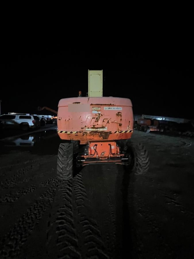 2020 JLG 860SJ