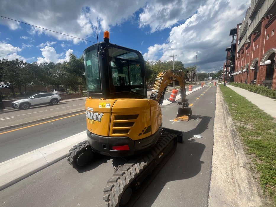 2018 Case 580N STANDARD HOE, ROPS, PILOT CONTROLS, AUX HYD