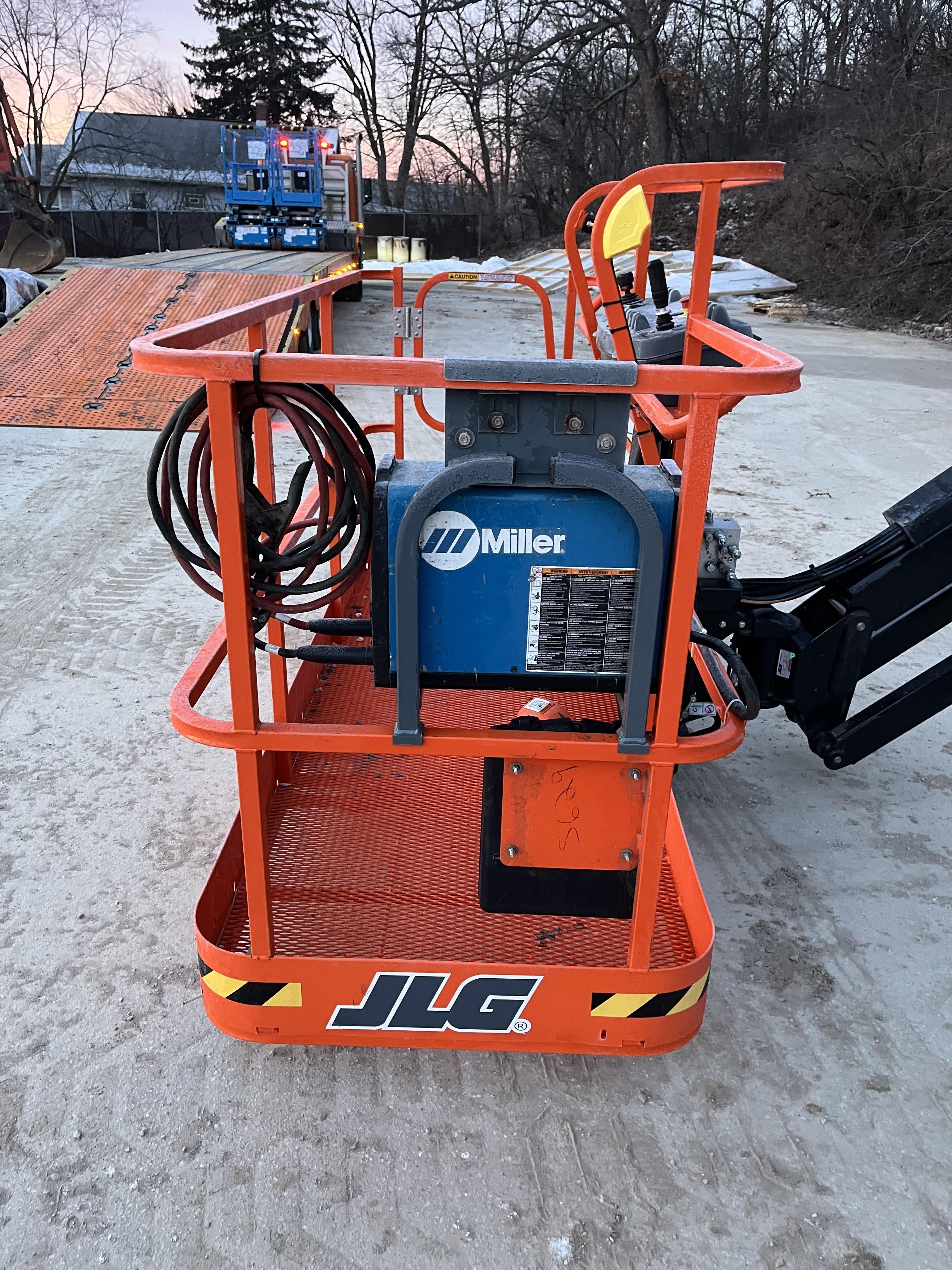 2019 MILLER ELECTRIC CST-280