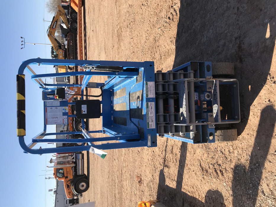 2019 Genie GS-1930 Fixed rails with chain Entry