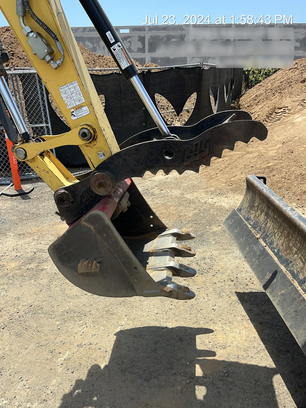 2021 TAG MANUFACTURING 24" Bucket - Mini Excavator 5,000 - 14,000 Lbs