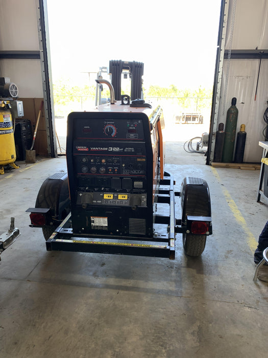 2021 Lincoln Electric Vantage 322 Vantage 322 Ready Pak 3 w/ Decals, ORANGE (includes trailer, cable rack, fender light kit) NO Telematics