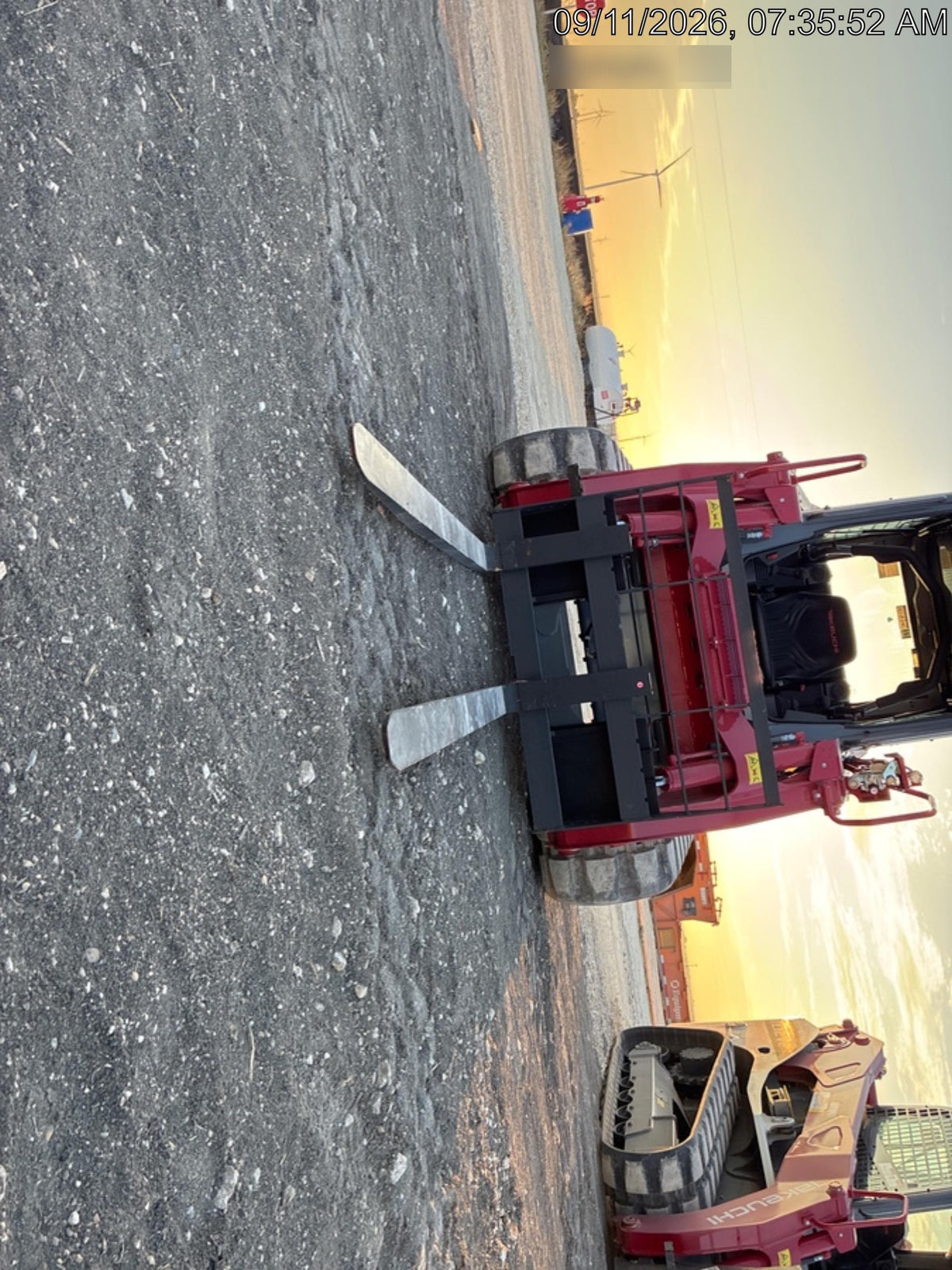2026 ARROW MATERIAL HANDLING 72" Pallet Forks - Arrow
