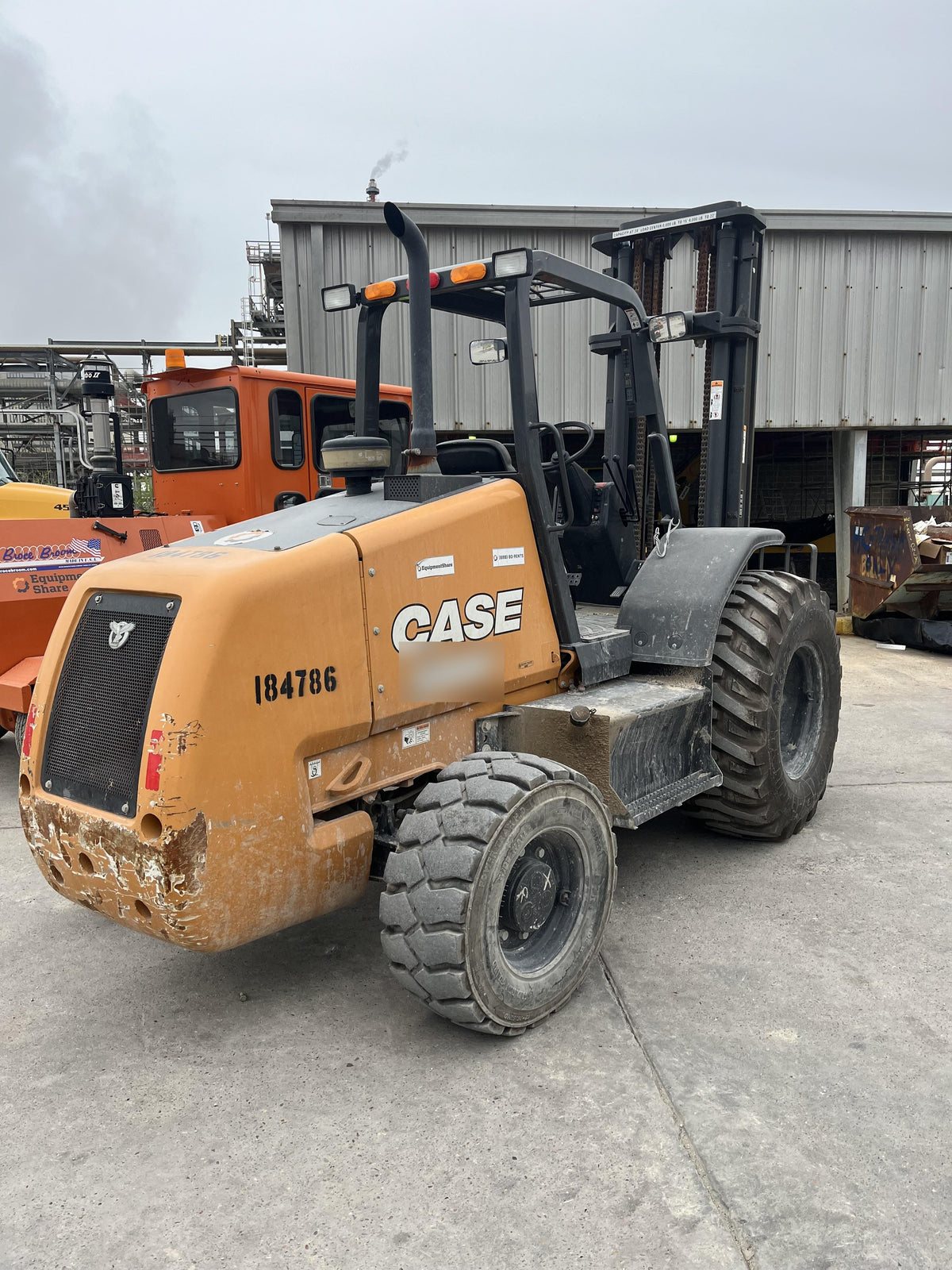2021 CASE 588H