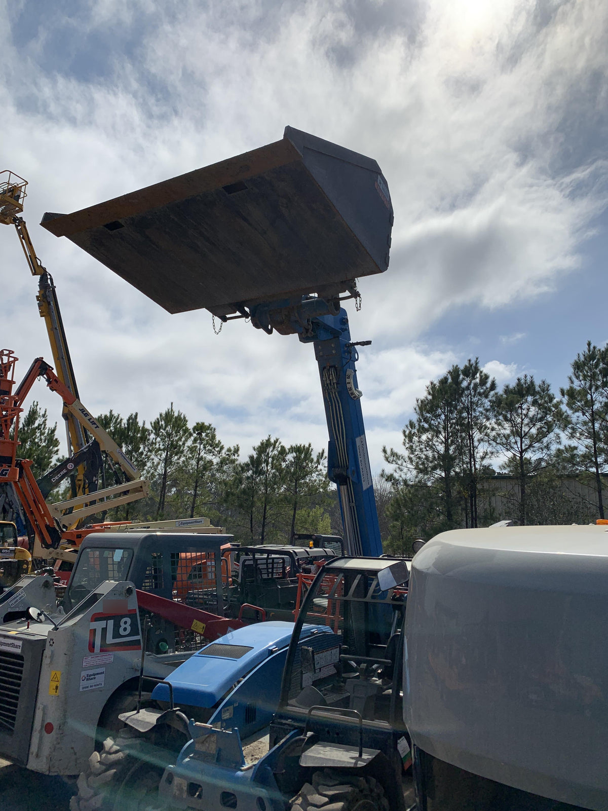 2018 ARROW MATERIAL HANDLING 3207218XFM