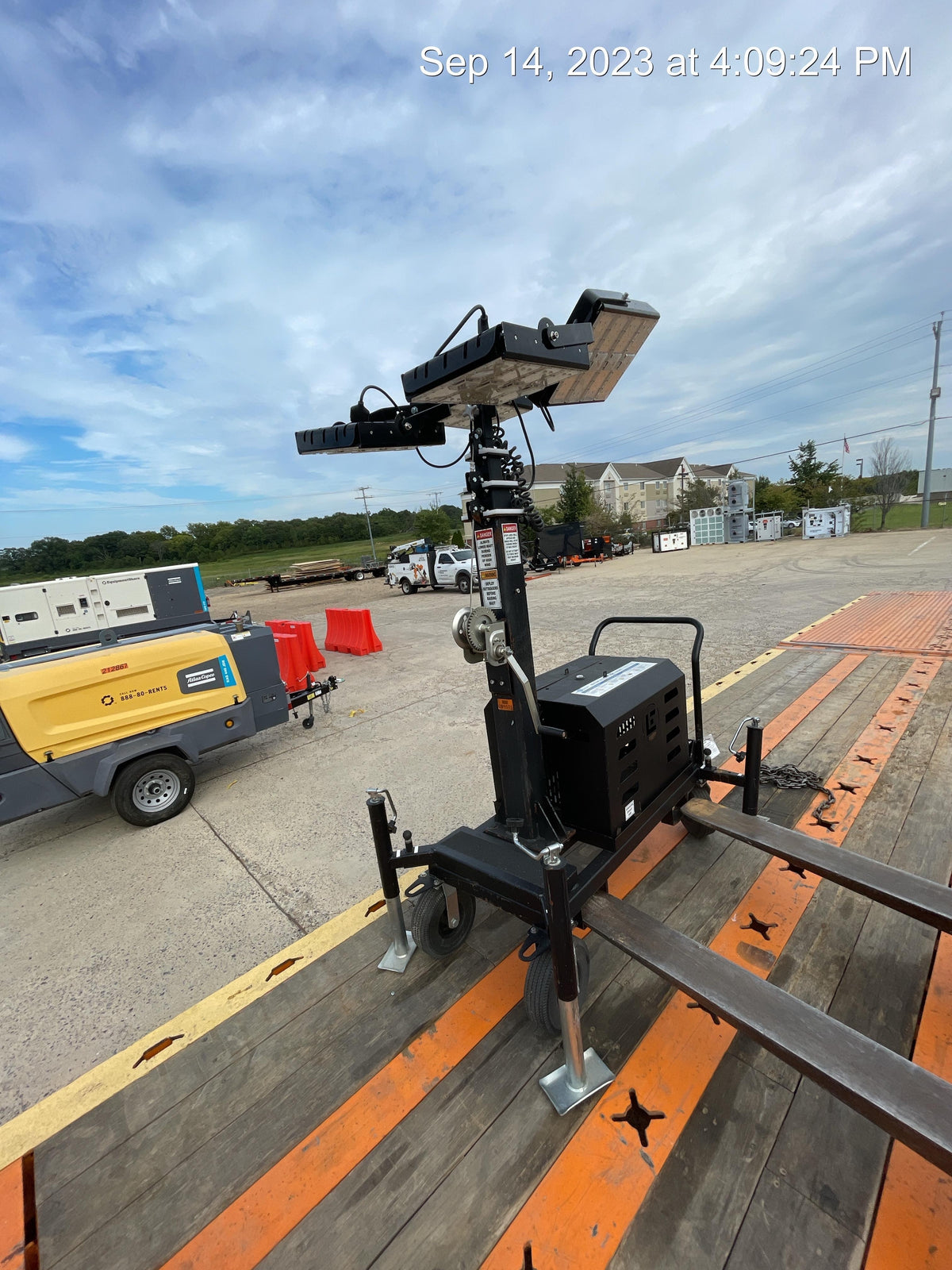2022 LIND EQUIPMENT LE980LEDV-T4B