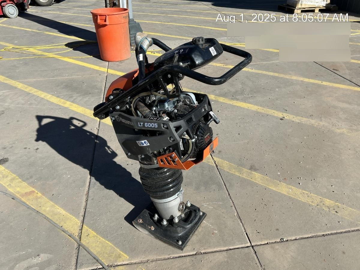 2025 HUSQVARNA LT6005