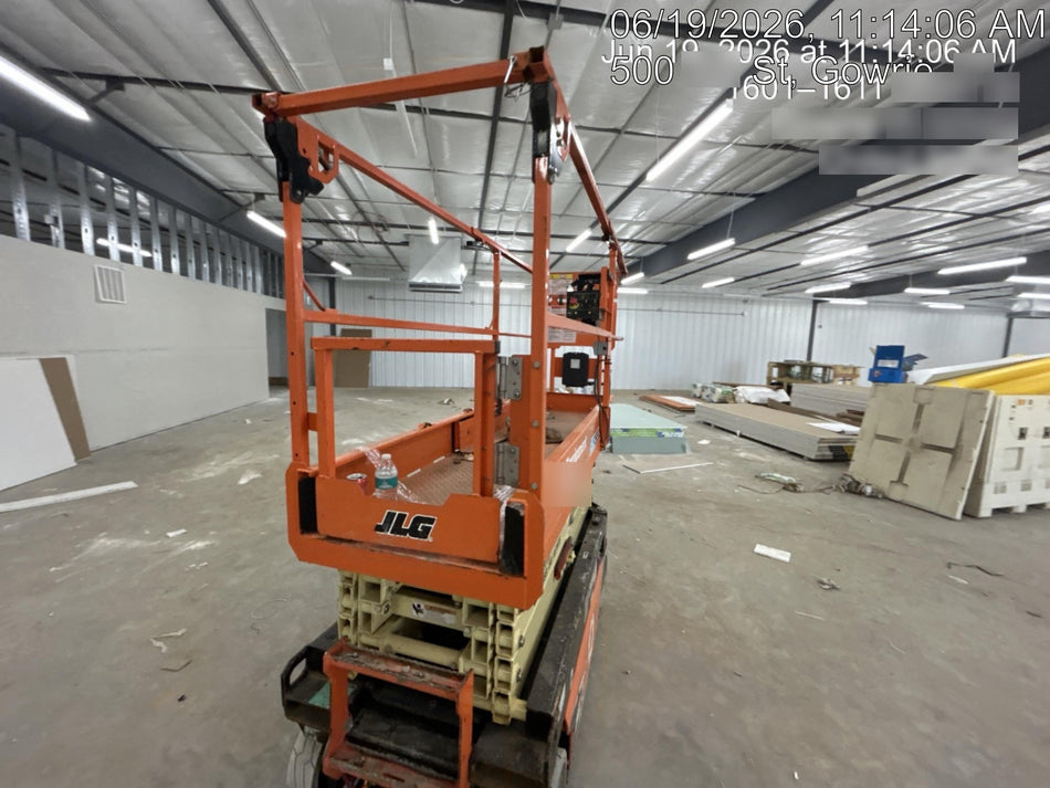 2022 JLG ES1932
