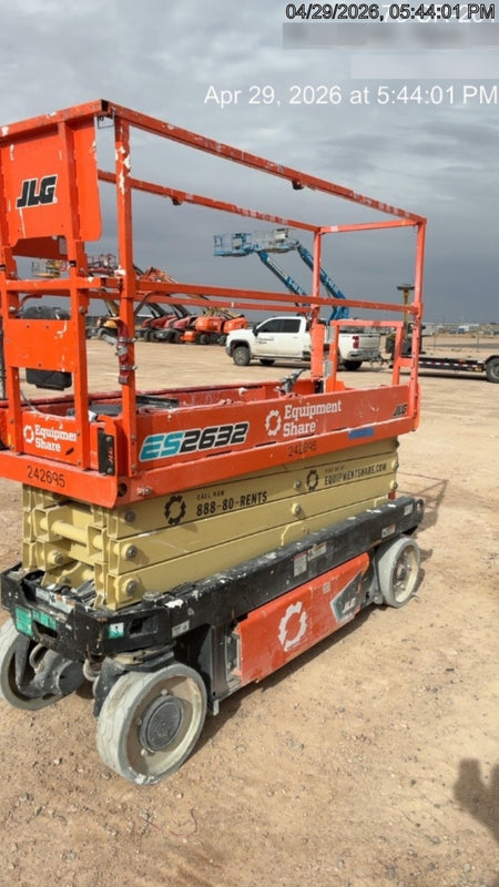 2022 JLG ES2632
