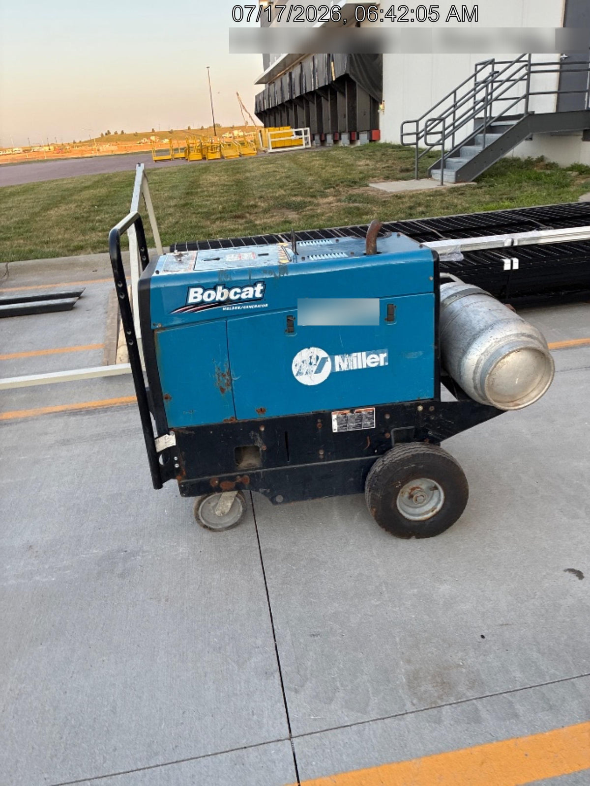 2019 Miller Electric BOBCAT 250 Standard w/Running Gear, Bracket, Hose