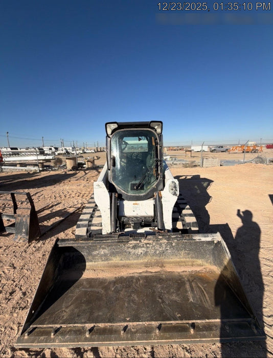 2025 JOHN DEERE 84" Bucket - John Deere