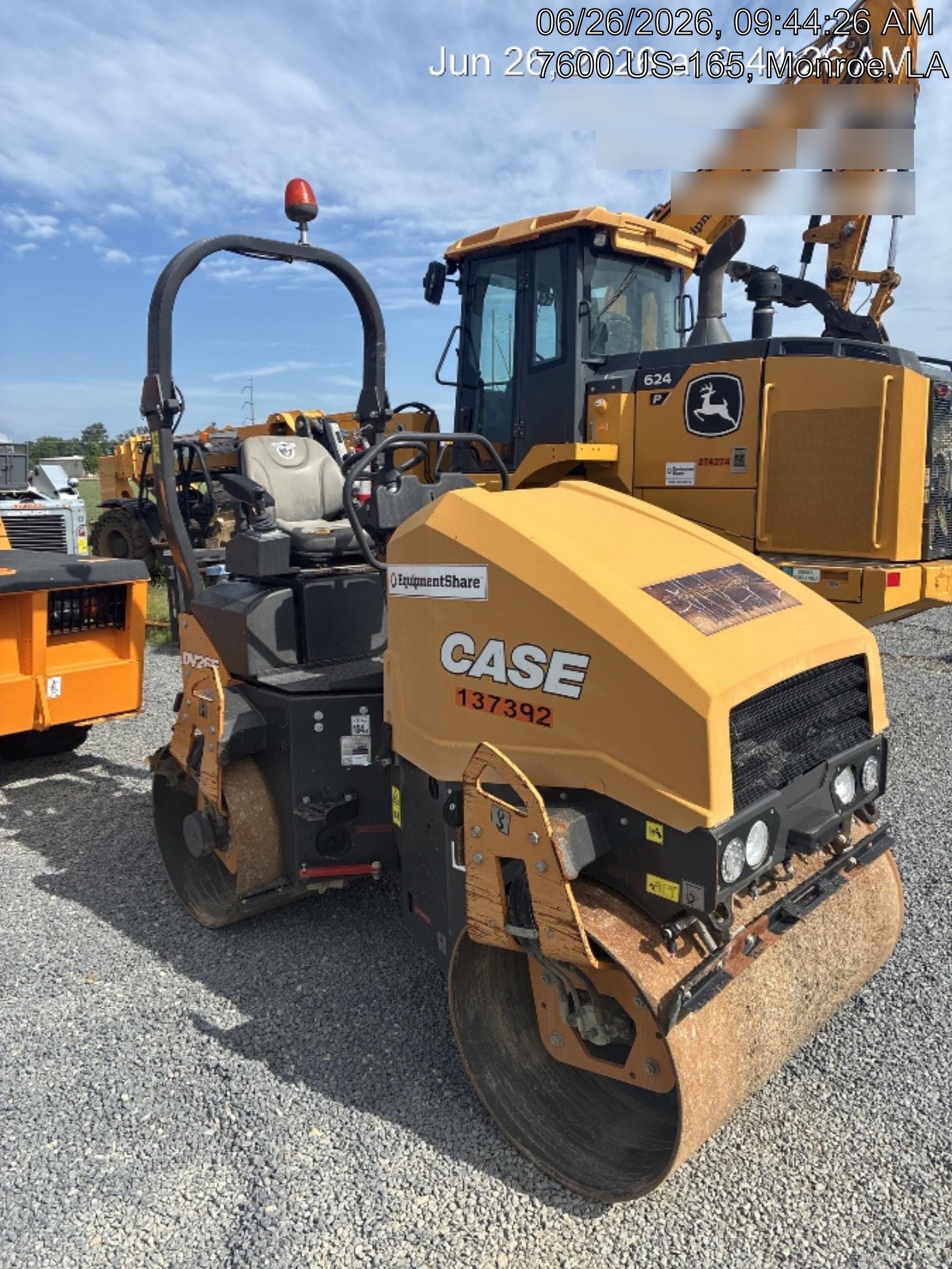 2021 CASE DV26E