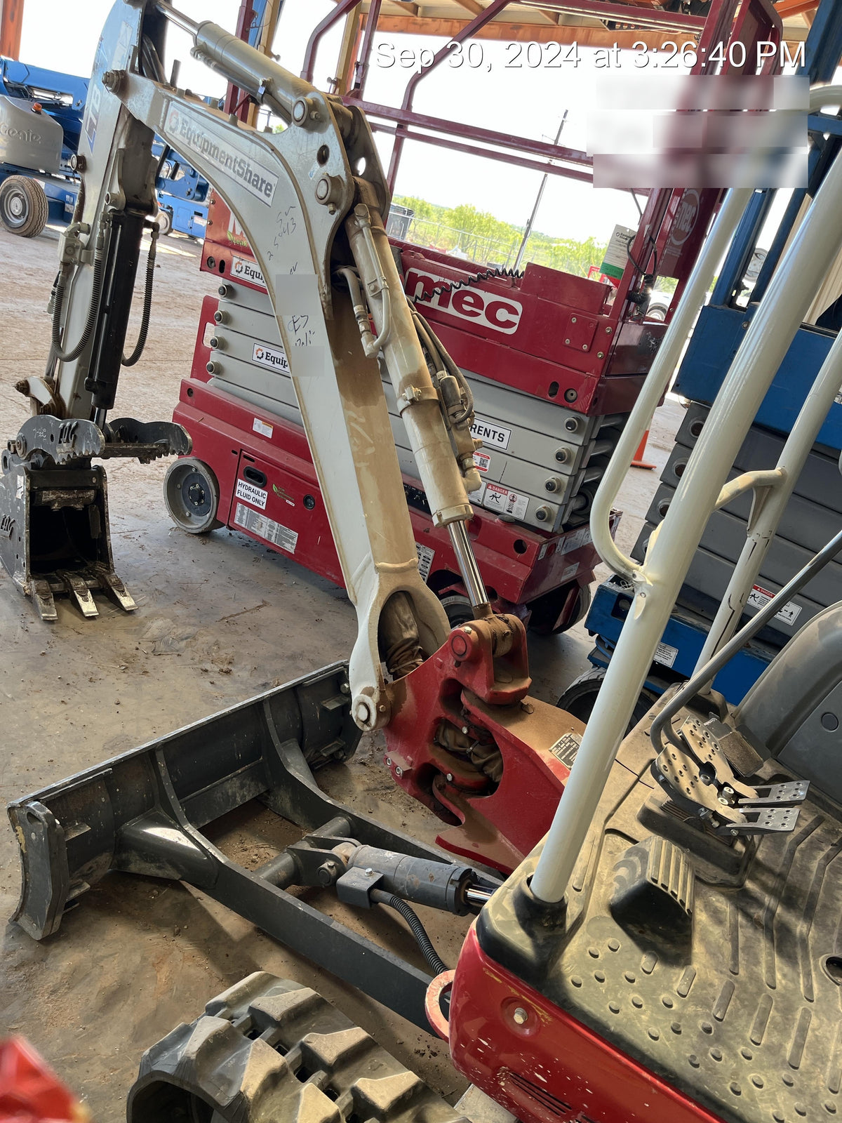 2022 TAKEUCHI TB20e