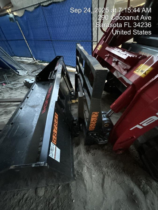 2025 TAKEUCHI 80" Smooth Bucket - Takeuchi