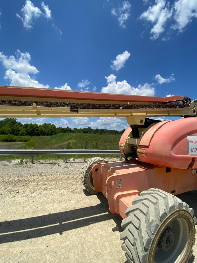 2010 JLG 860SJ