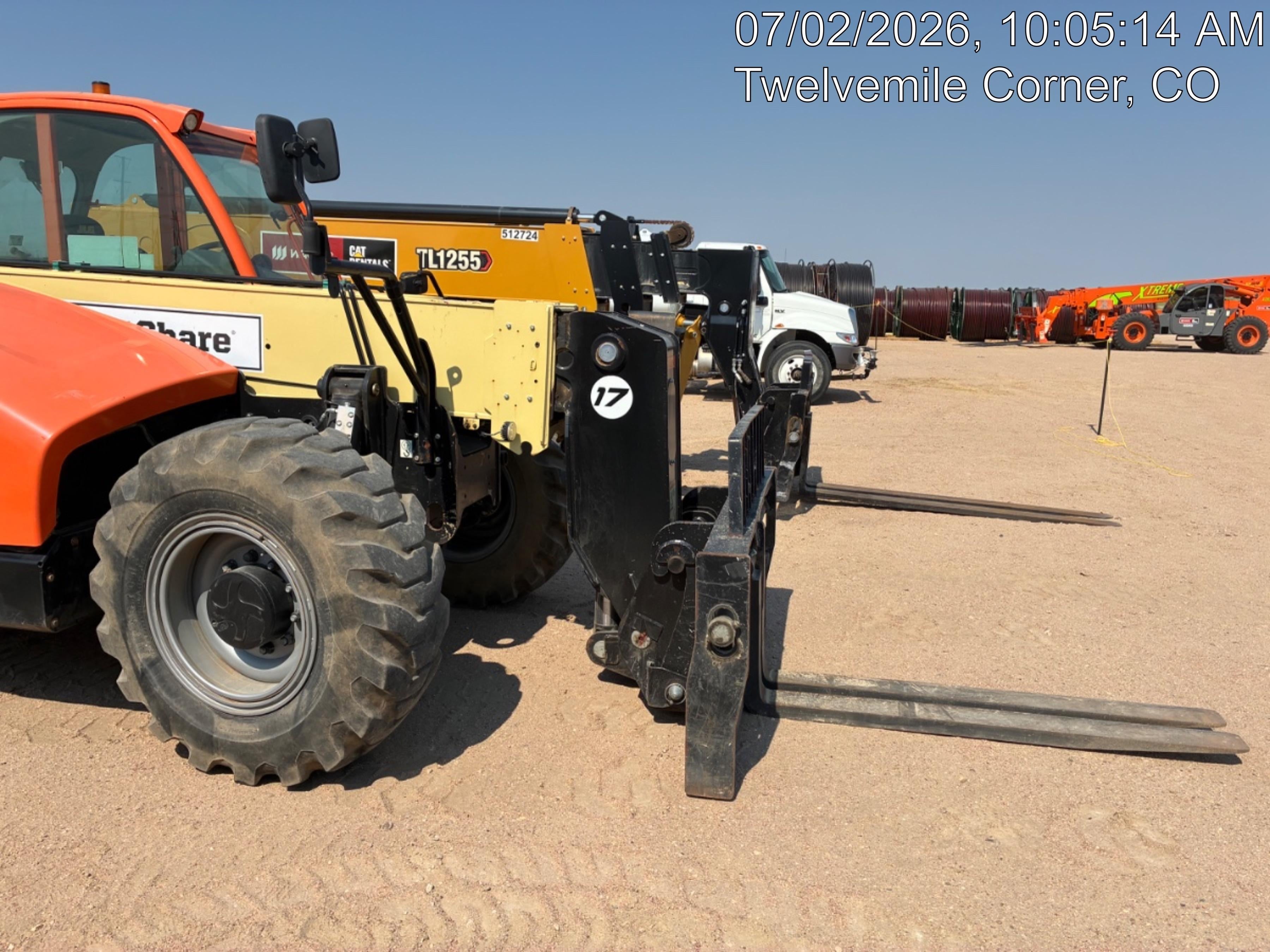 2023 JLG 1732